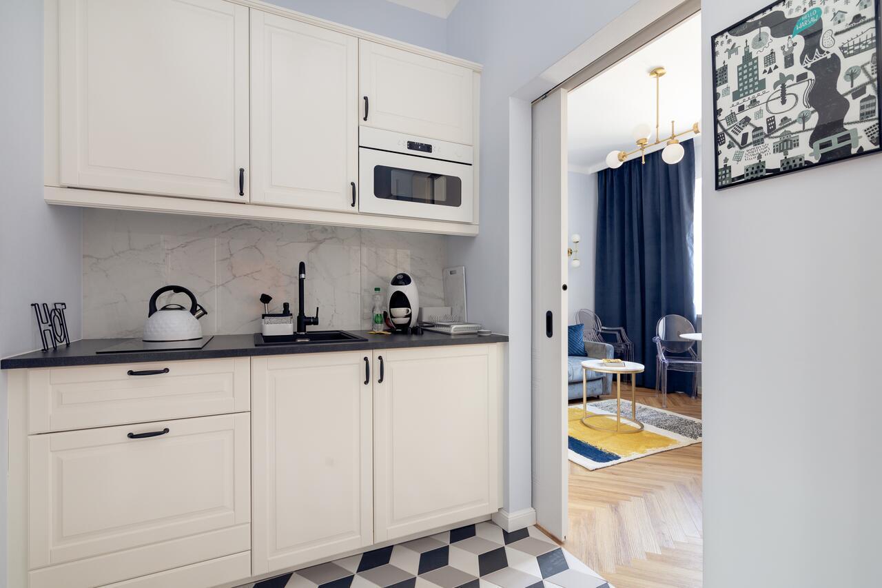 Metro Politechnika Cosy Apartment Warsaw Exterior photo